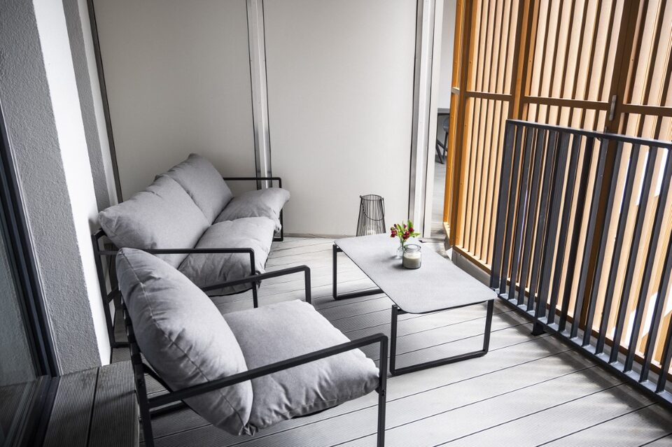 Balcon avec salon de jardin – Appartement Baltic Waves Resort A323, Międzyzdroje