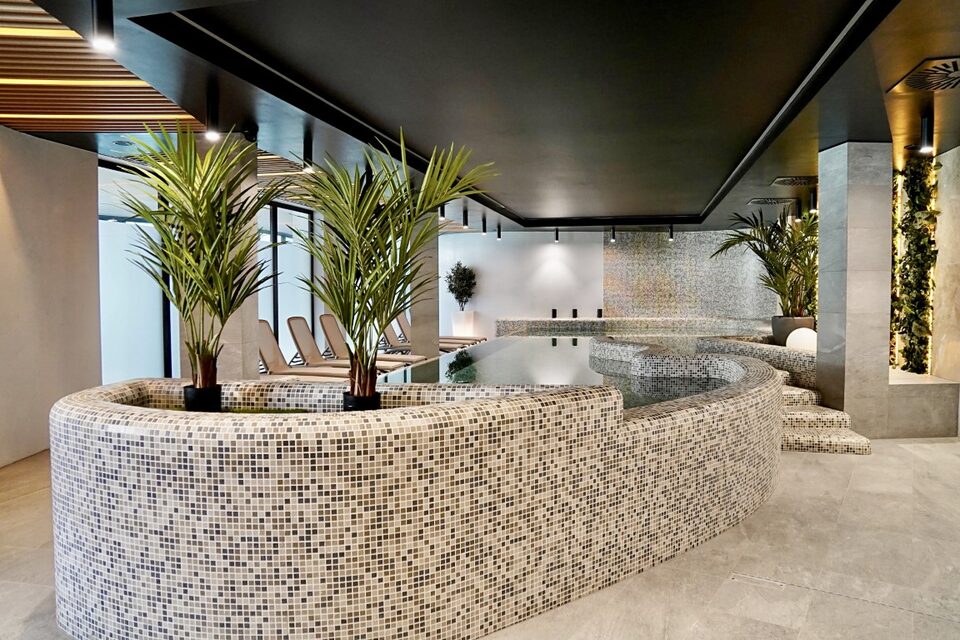 Jacuzzi dans l'espace bien-être – Appartement Baltic Waves Resort A323, Międzyzdroje